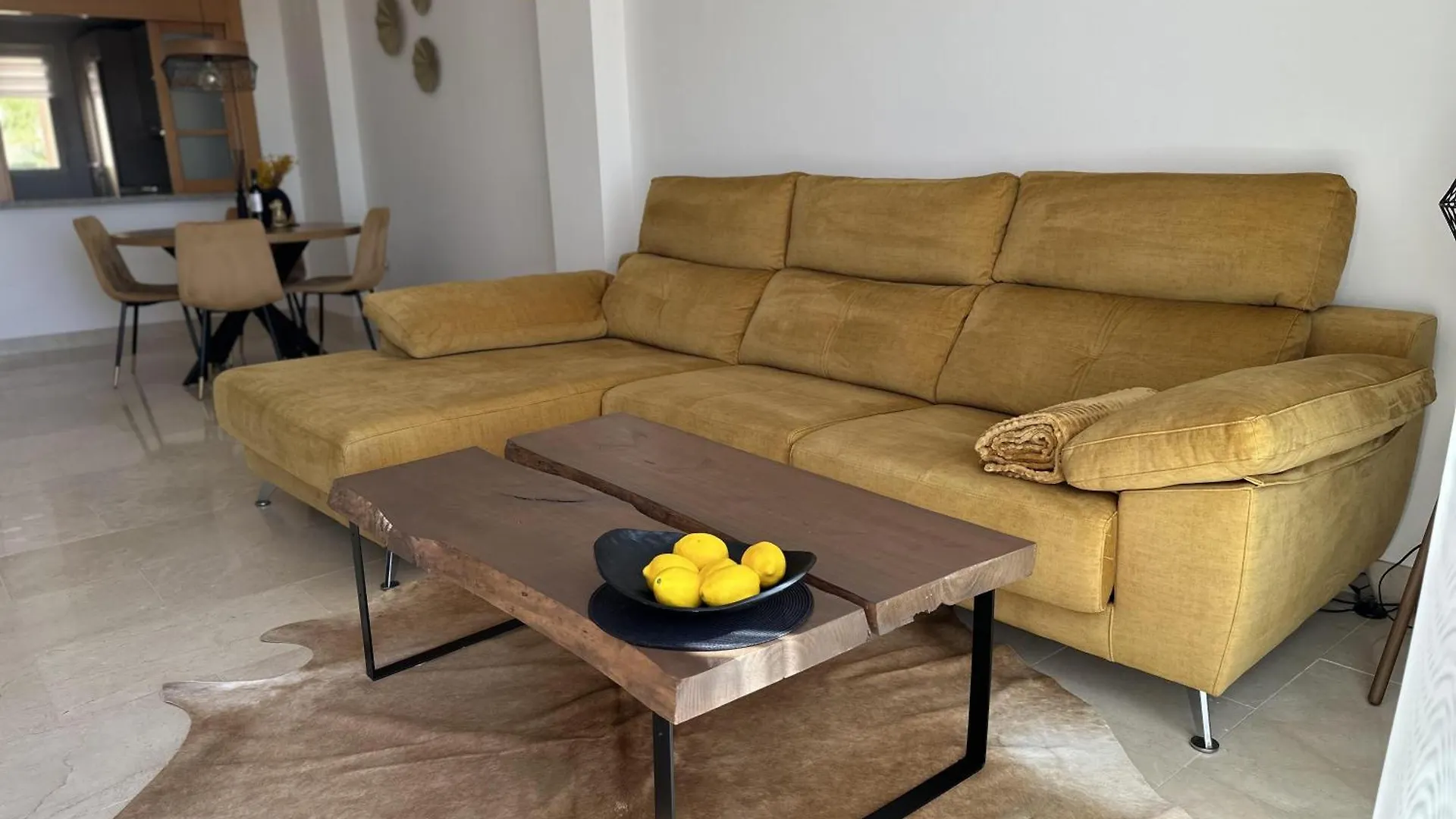 Charming 2 Bed Apartment In Quartiers Marbella Estepona